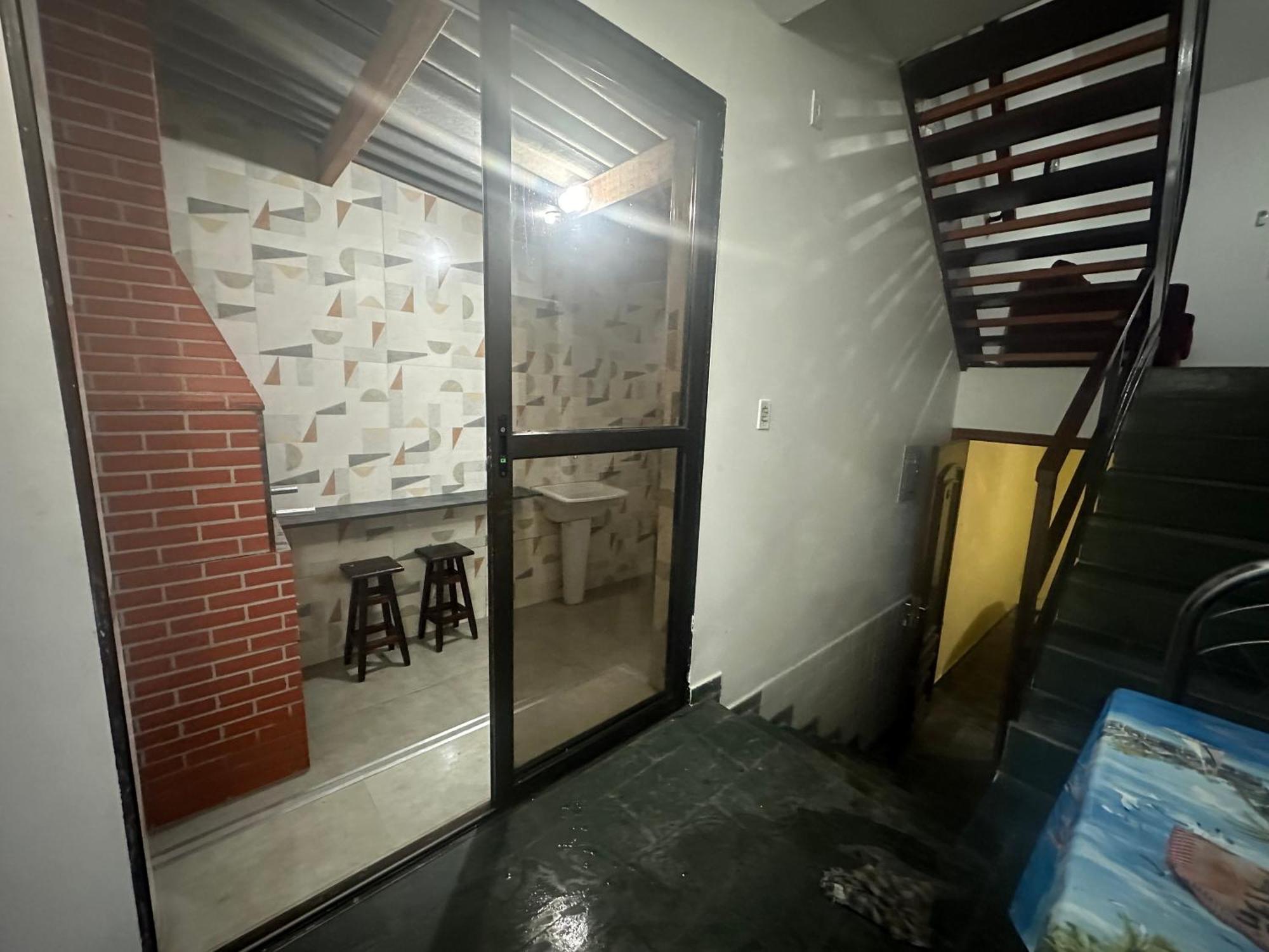Triplex Piscina Churrasqueira Lava E Seca Wi-Fi E 2 Tvs Em Condominio Com 90M2 No Centro De 乌巴图巴 外观 照片