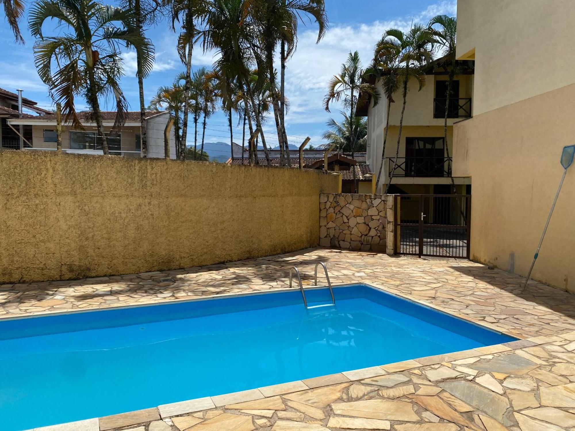Triplex Piscina Churrasqueira Lava E Seca Wi-Fi E 2 Tvs Em Condominio Com 90M2 No Centro De 乌巴图巴 外观 照片