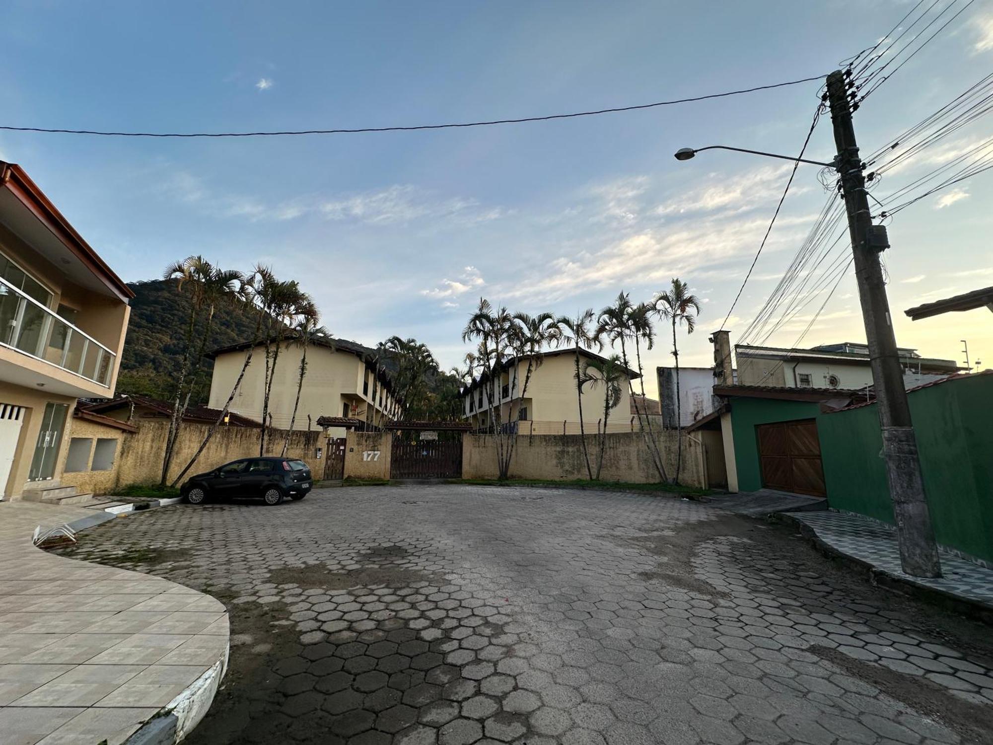 Triplex Piscina Churrasqueira Lava E Seca Wi-Fi E 2 Tvs Em Condominio Com 90M2 No Centro De 乌巴图巴 外观 照片